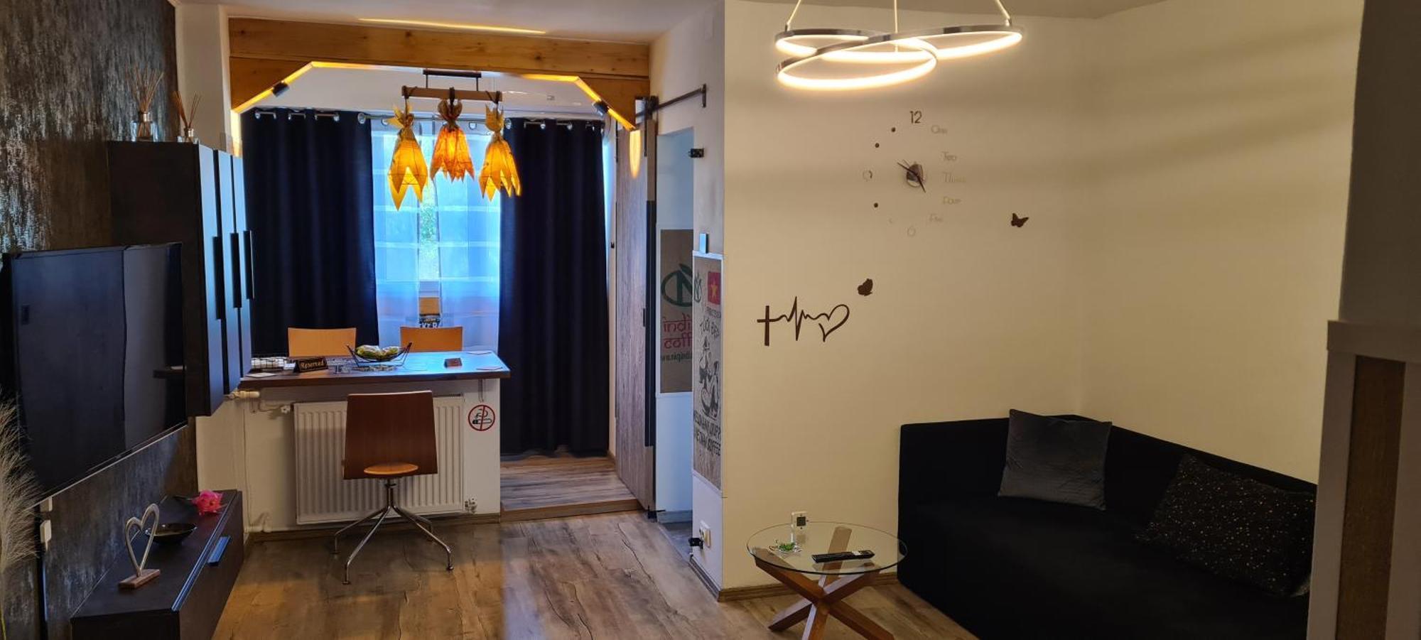 Tiki'S Bar Studio Bucureşti Ngoại thất bức ảnh